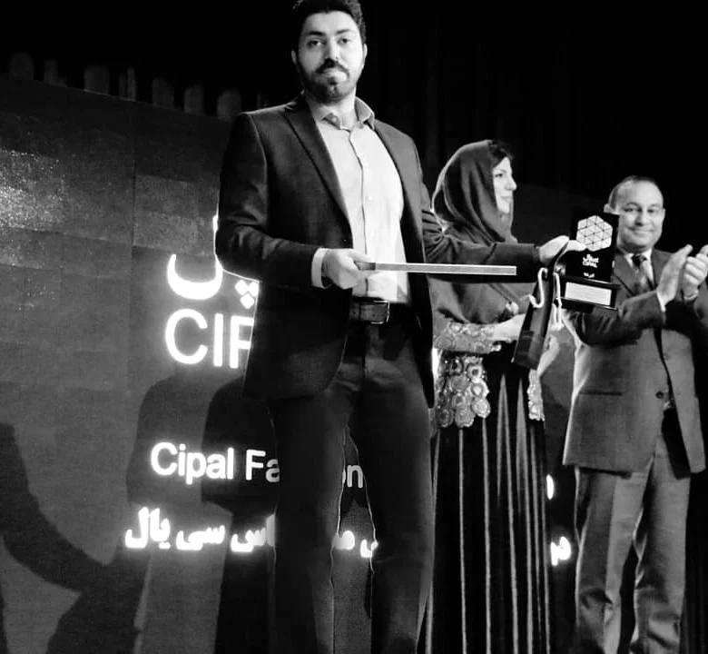 دریافت تندیس جشنواره مد و لباس سی پال