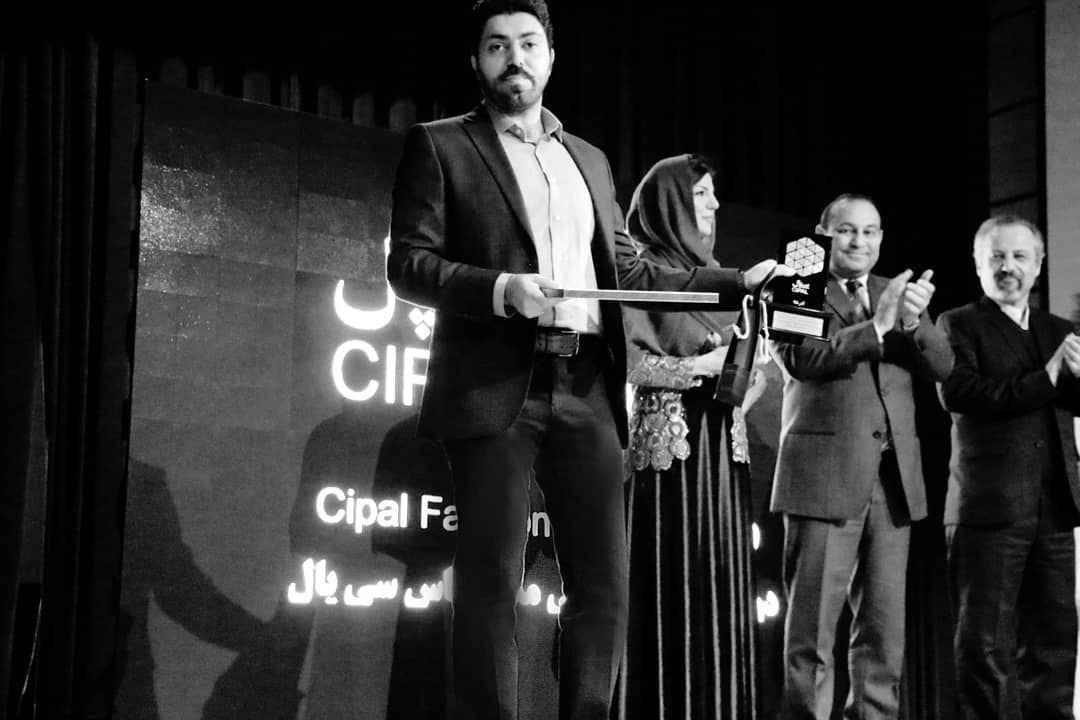 دریافت تندیس جشنواره مد و لباس سی پال